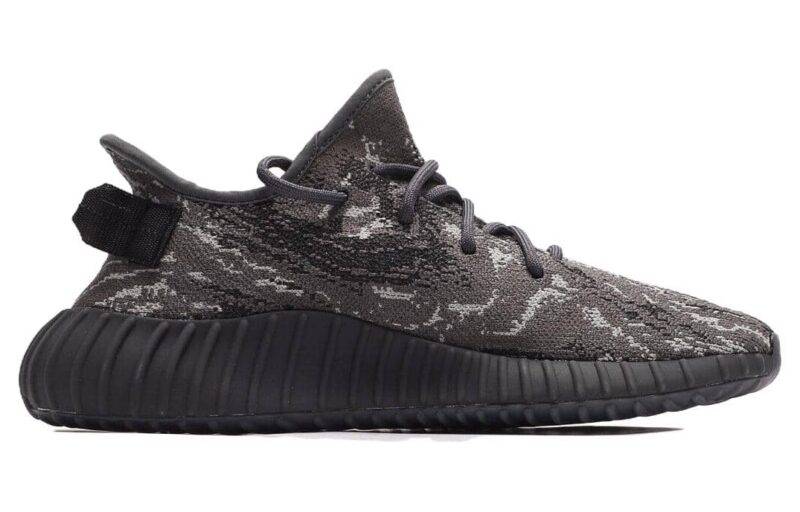 Pandabuy Yeezy Boost 350 V2 'Dark Salt'