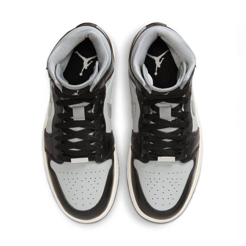 Pandabuy Air Jordan 1 Mid SE 'Black Chrome' 4 3 f0aabe02 1976 41f0 9929 af6a31ef6b3e