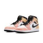 Pandabuy Air Jordan 1 Mid SE 'Flight Club'