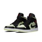 Pandabuy Air Jordan 1 Mid SE 'Black Barely Volt'