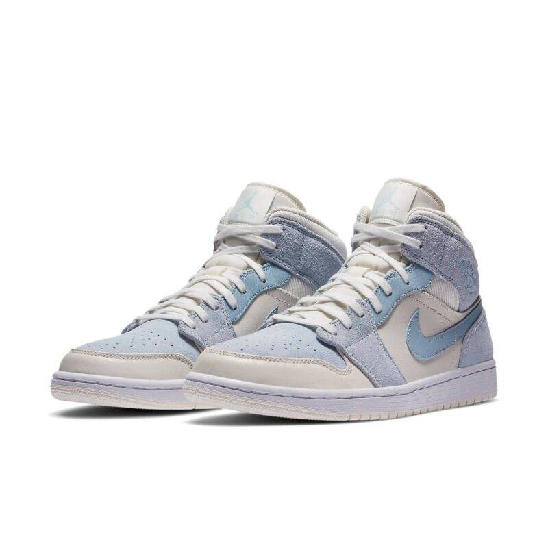 Pandabuy Air Jordan 1 Mid SE 'Sail Light Blue'