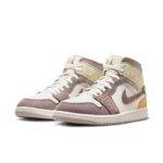 Pandabuy Air Jordan 1 Mid SE Craft 'Inside Out - Taupe Haze'