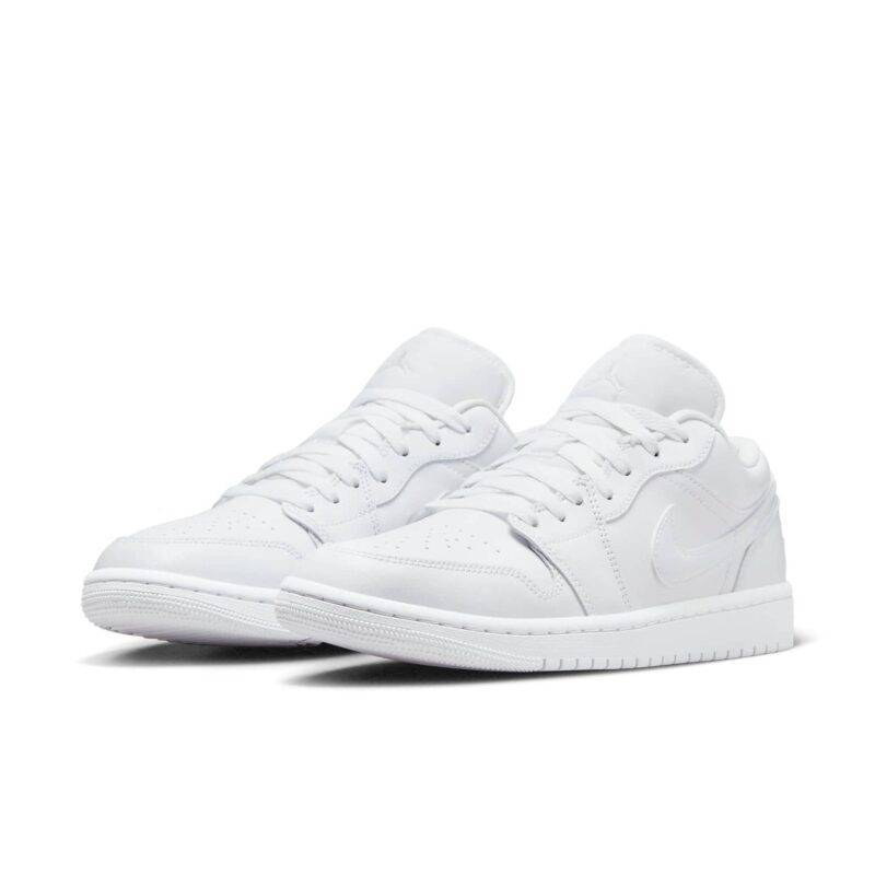 Pandabuy Air Jordan 1 Low 'Triple White 2022'