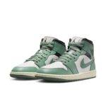 Pandabuy Air Jordan 1 Mid 'Jade Smoke'