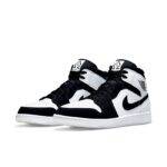 Pandabuy Air Jordan 1 Mid SE 'Diamond'