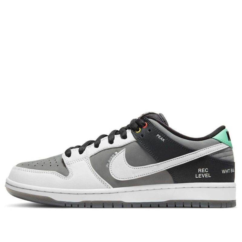 Pandabuy Nike SB Dunk Low 'Camcorder'