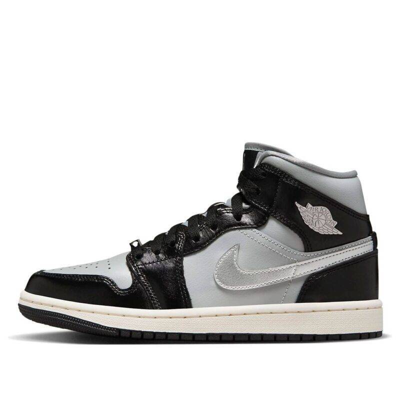 Pandabuy Air Jordan 1 Mid SE 'Black Chrome'