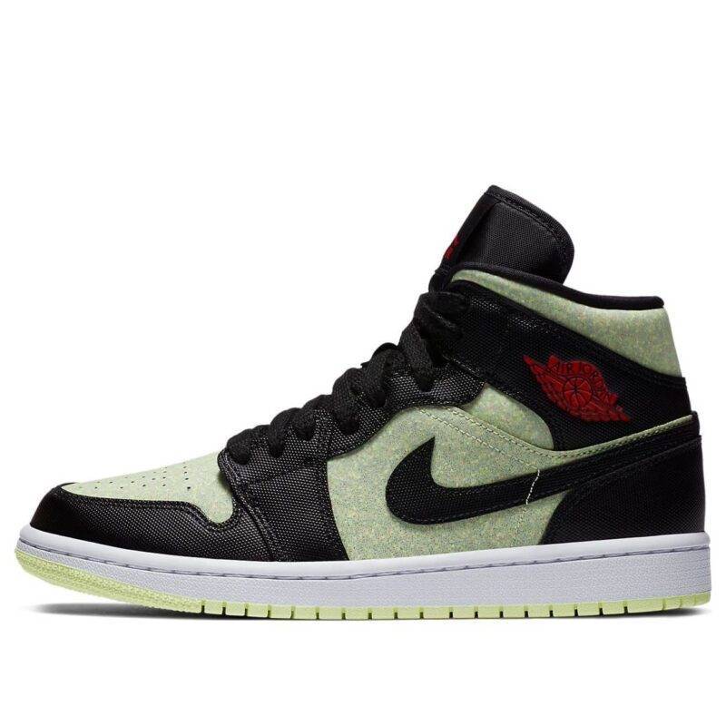 Pandabuy Air Jordan 1 Mid SE 'Black Barely Volt'