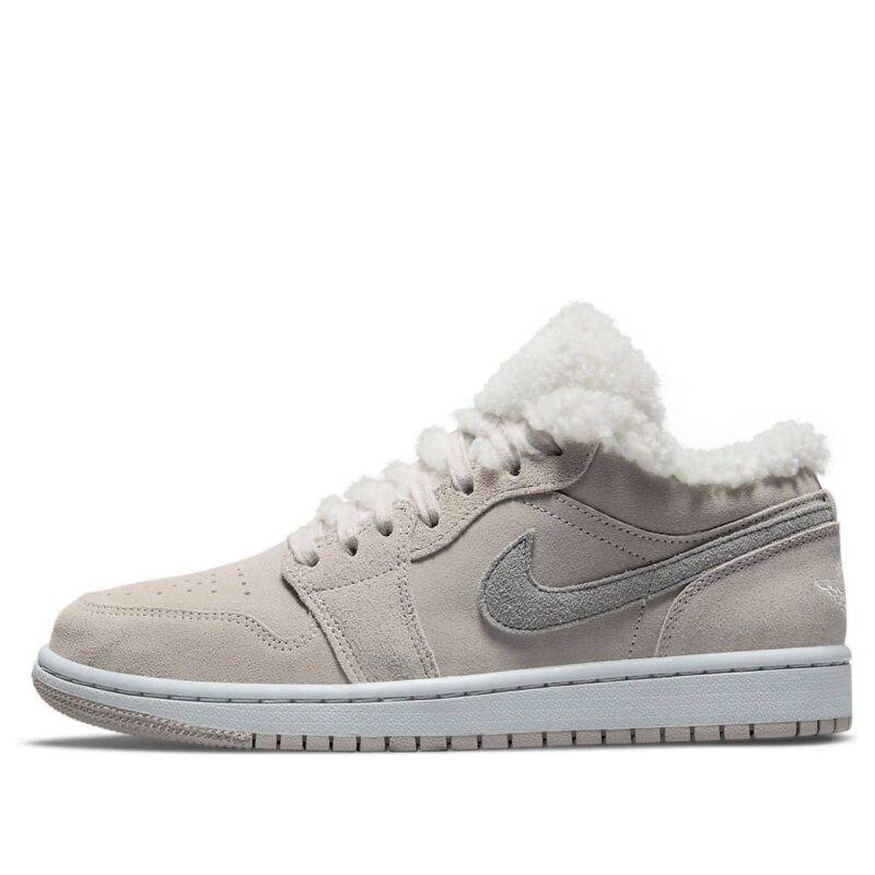 Pandabuy Air Jordan 1 Low SE 'Sherpa Fleece'