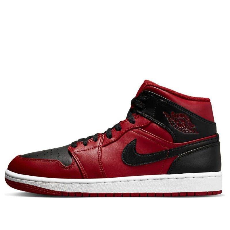 Pandabuy Air Jordan 1 Mid 'Reverse Bred'